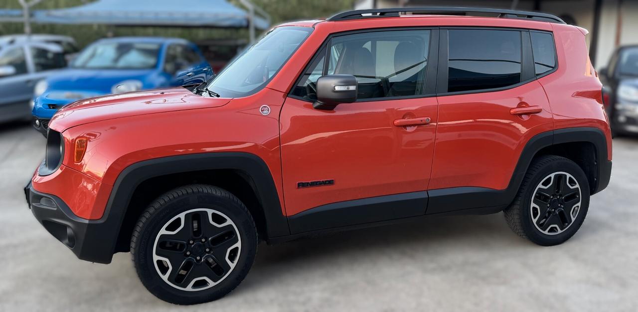Jeep Renegade 2.0 Mjt 170CV 4WD Active Drive Low Trailhawk