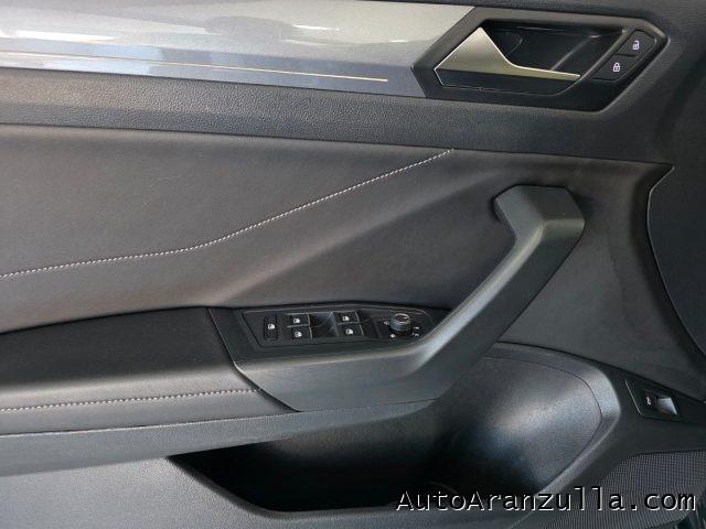 VOLKSWAGEN T-Roc 2.0 TDI SCR 150CV DSG Style Navi - Fari IQ Led