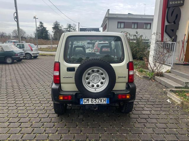 SUZUKI Jimny 1.3i 16V cat 4WD JLX