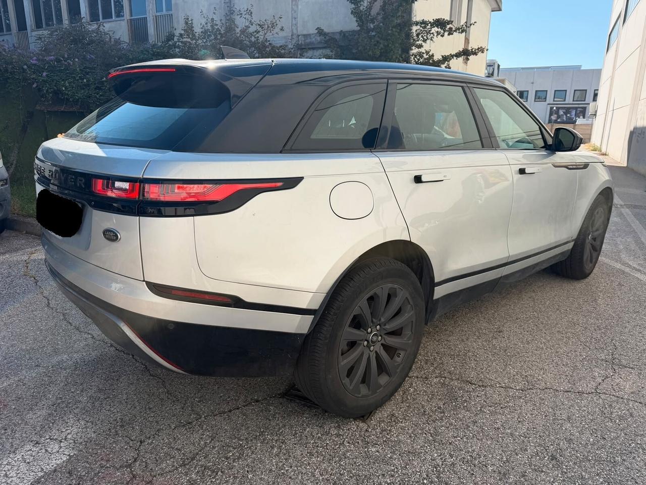 Land Rover Range Velar 2.0D I4 240 CV R-Dynamic