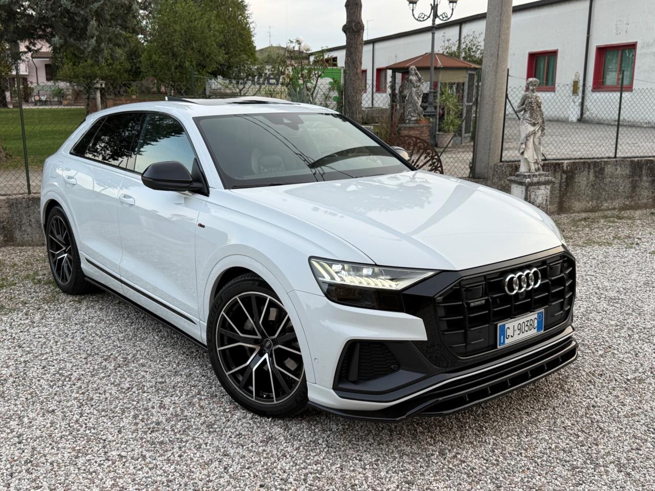 Audi Q8 50 TDI 286 CV quattro tiptronic Sport