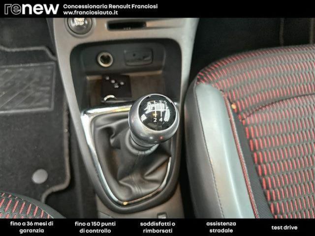 RENAULT Captur 1.5 dci Project Runway S&S 110cv