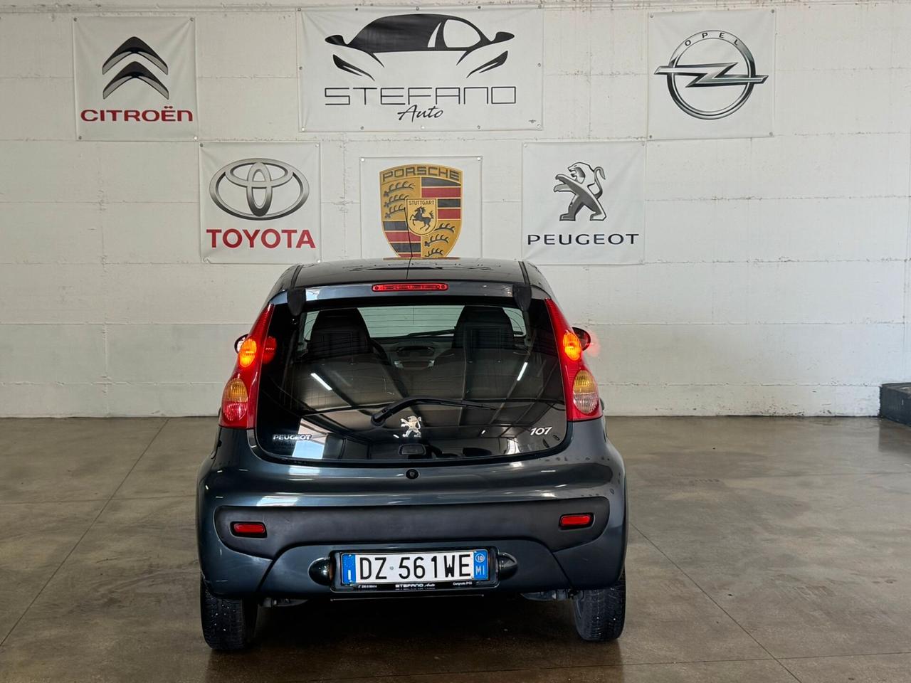 Peugeot 107 1.0 68CV 5p. Desir