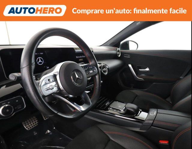 MERCEDES-BENZ CLA 200 Automatic Premium
