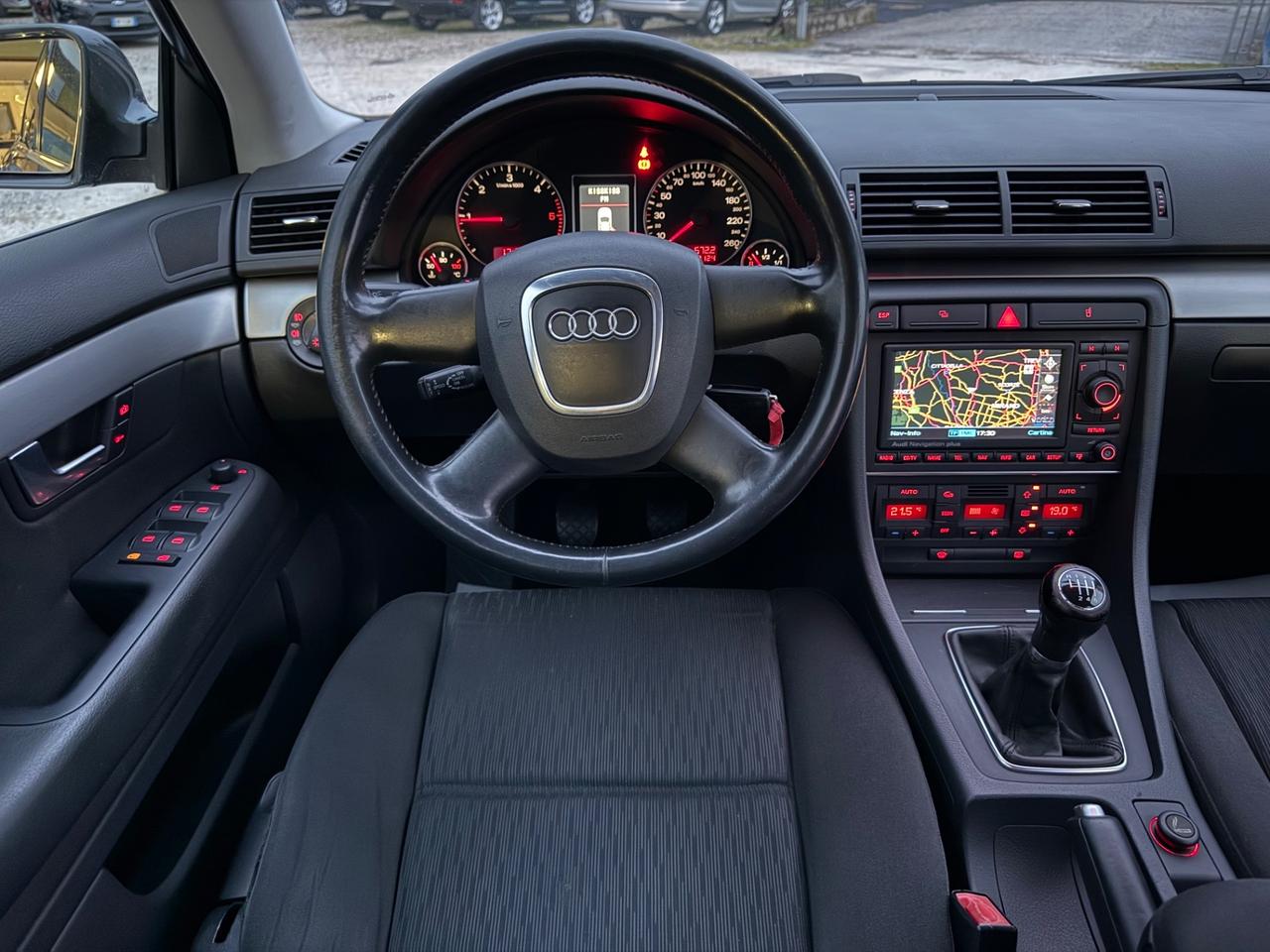 Audi A4 2.0 16V TDI Avant Sport Unico Xeno Navi
