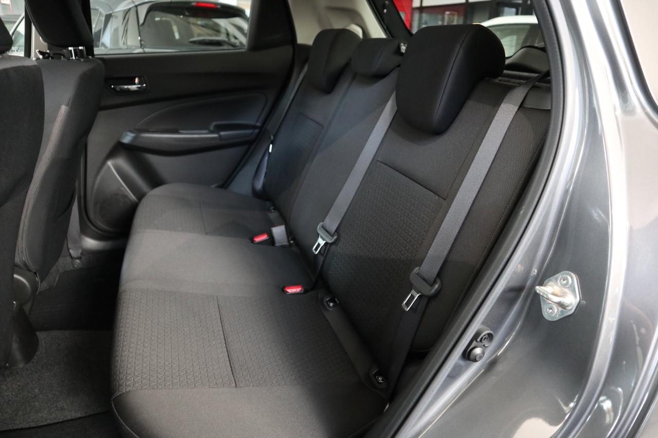 Suzuki Swift 1.2 Hybrid 4WD AllGrip Top