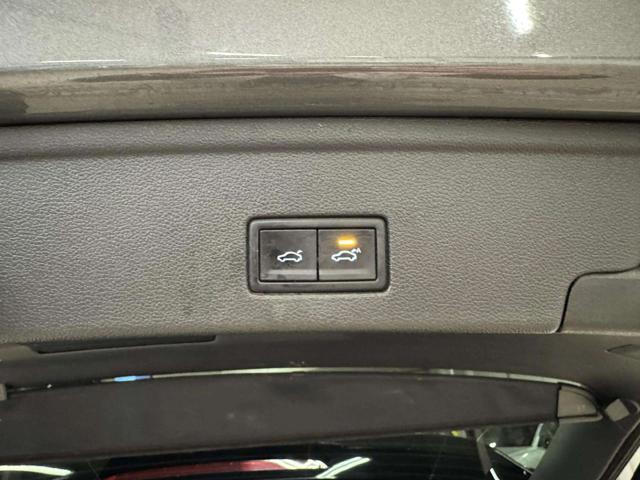 VOLKSWAGEN Touareg 3.0 V6 TDI SCR Black Style