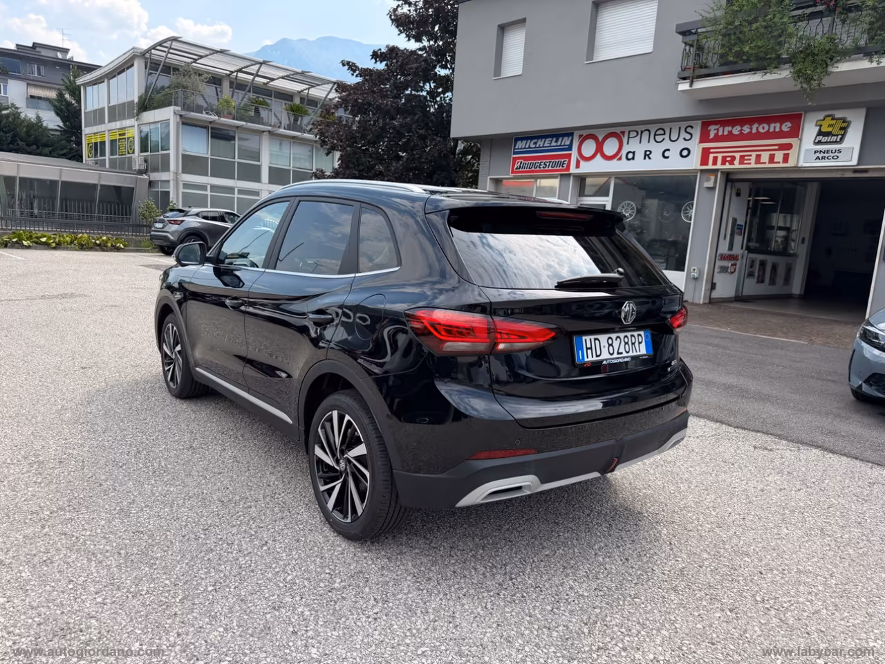 MG ZS Hybrid+ Luxury