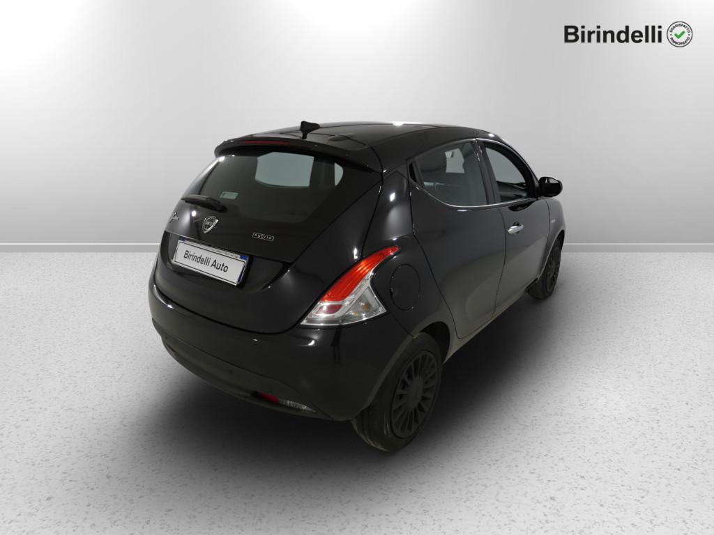 LANCIA Ypsilon 3ª serie - Ypsilon 1.0 FireFly 5 porte S&S Hybrid Silver