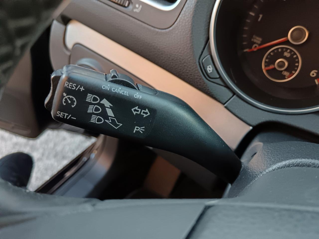 Volkswagen Golf 1.6 TDI 105CV NEOPATENTATI