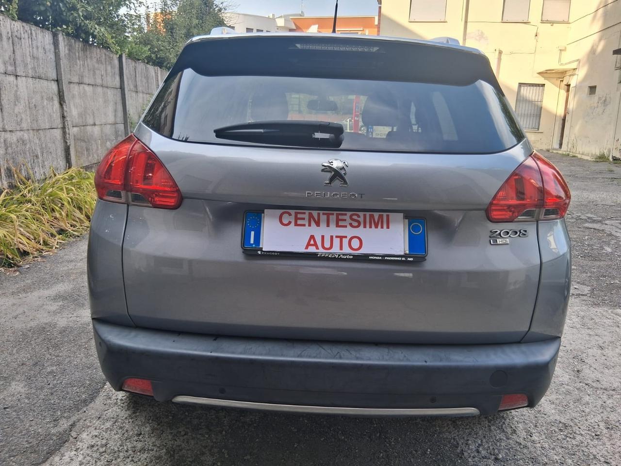 Peugeot 2008 1.6 e-HDi 92 CV Stop&Start Urban Cross