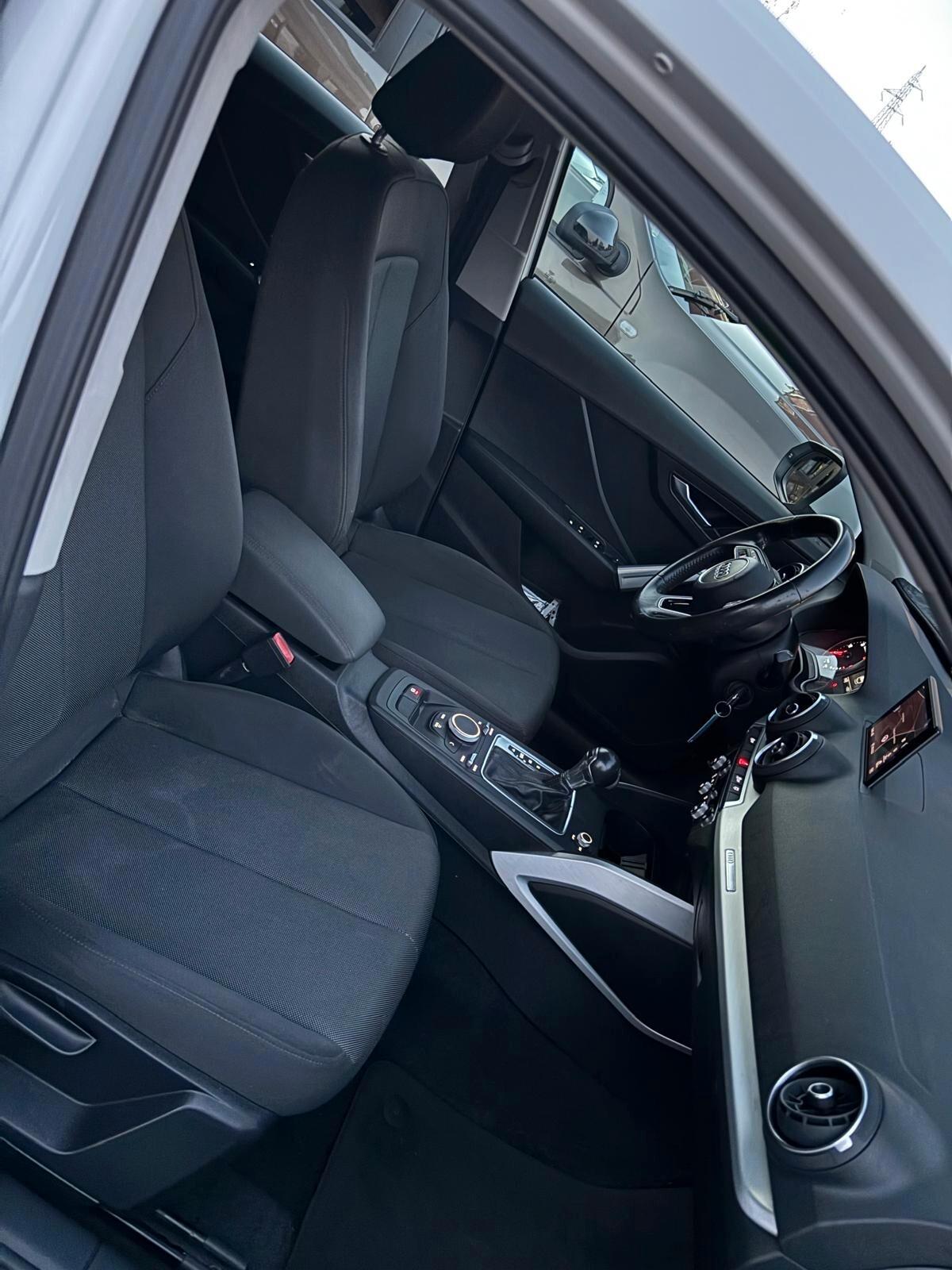 Audi Q2 30 TDI S tronic