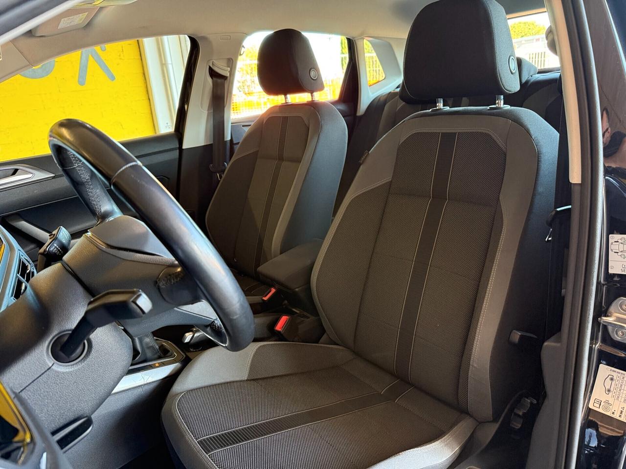 Volkswagen Polo 1.0 TSI Style 2022 - 57.000 km Certificati - Garanzia 12 Mesi - Aprilia