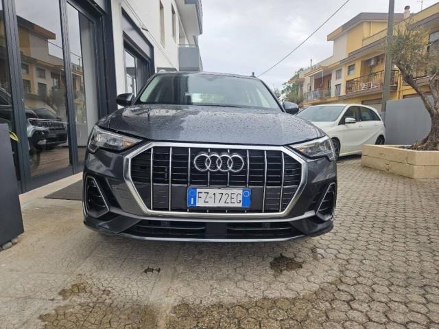 Audi Q3 35 2.0 tdi S line edition s-tronic