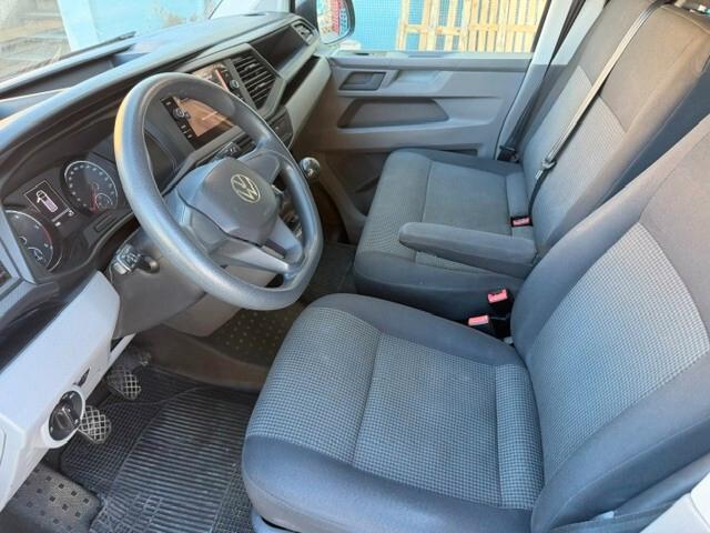 Volkswagen Caravelle T6 9 posti