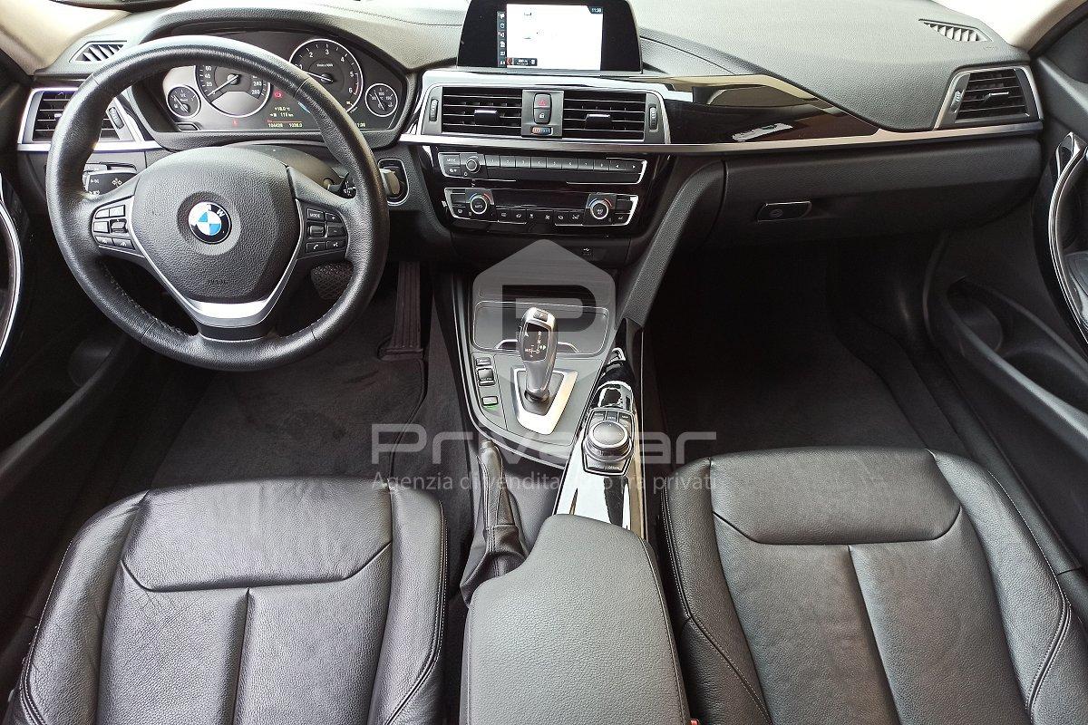 BMW 320d xDrive Touring Luxury