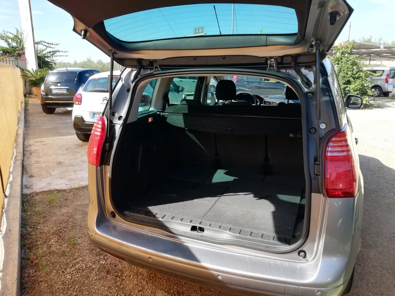 Peugeot 5008 7 posti
