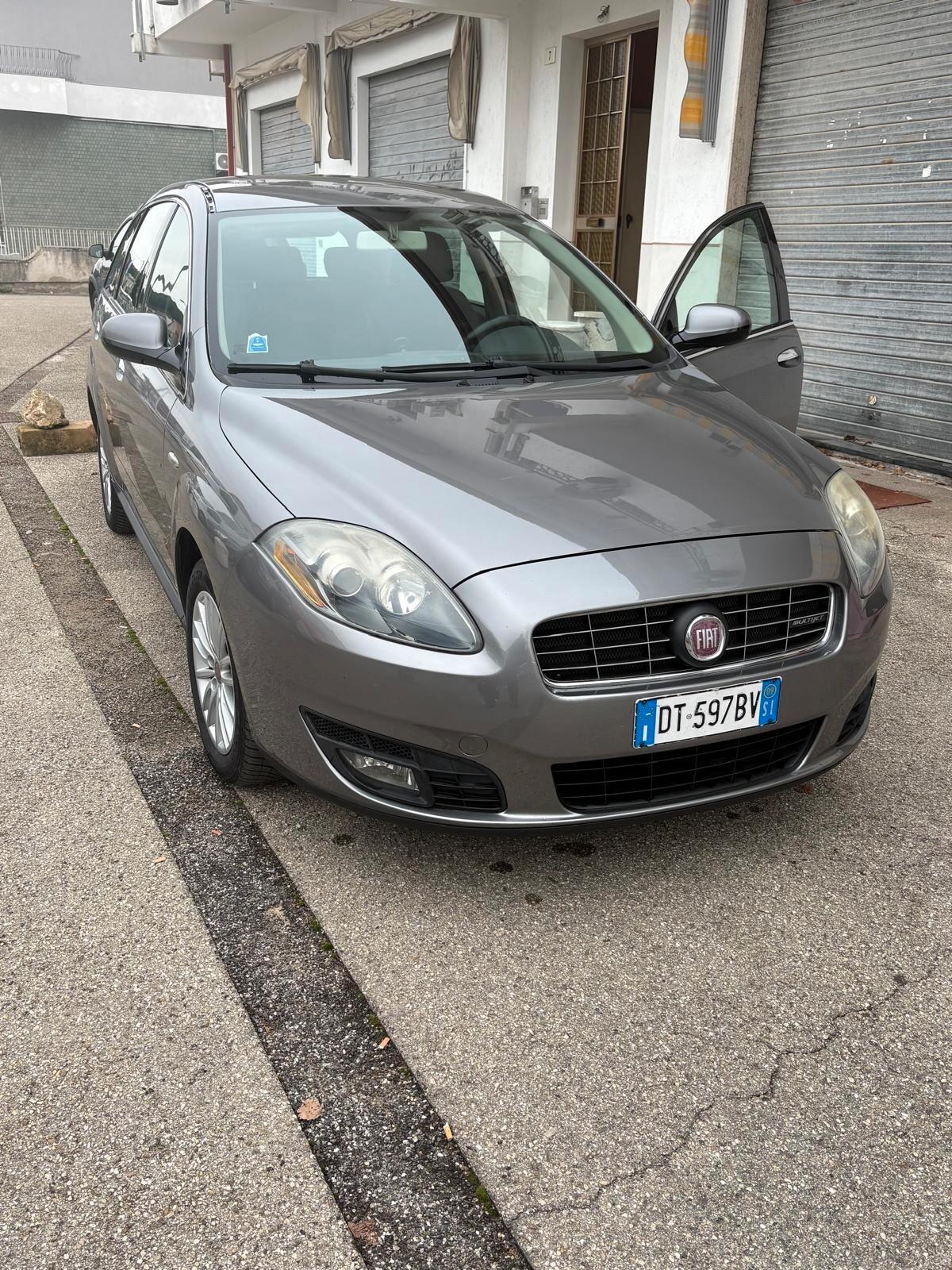 Fiat Croma 1.9 Multijet Emotion