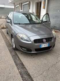 Fiat Croma 1.9 Multijet Emotion
