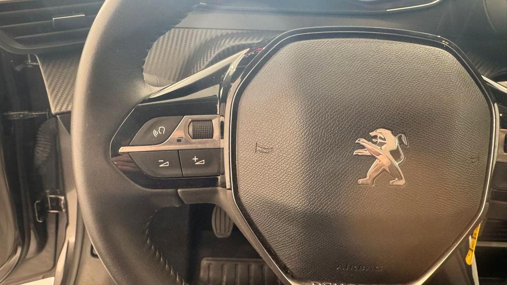 Peugeot 208 1.2 Puretech ALLURE 100 Cv.