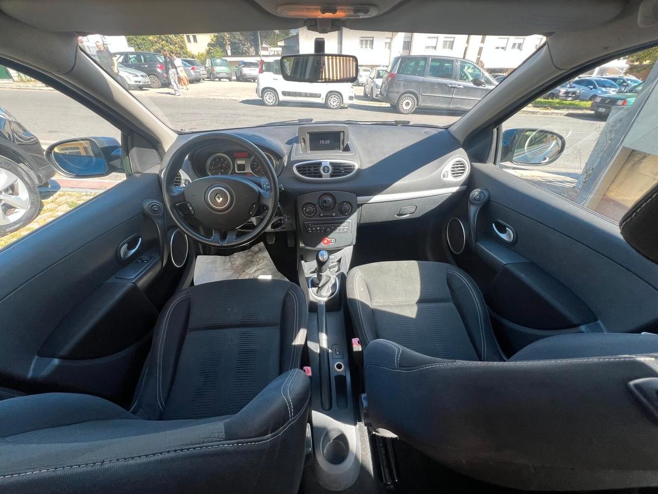Renault Clio 1.2 16V 5 porte Confort GPL