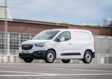Opel Combo Cargo 1.6 Diesel Motore Revisionato prezzo+IVA