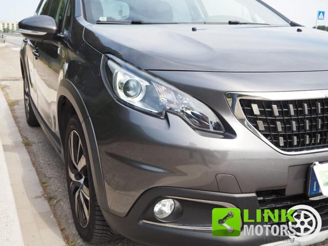 PEUGEOT 2008 BlueHDi 100 S&S Allure