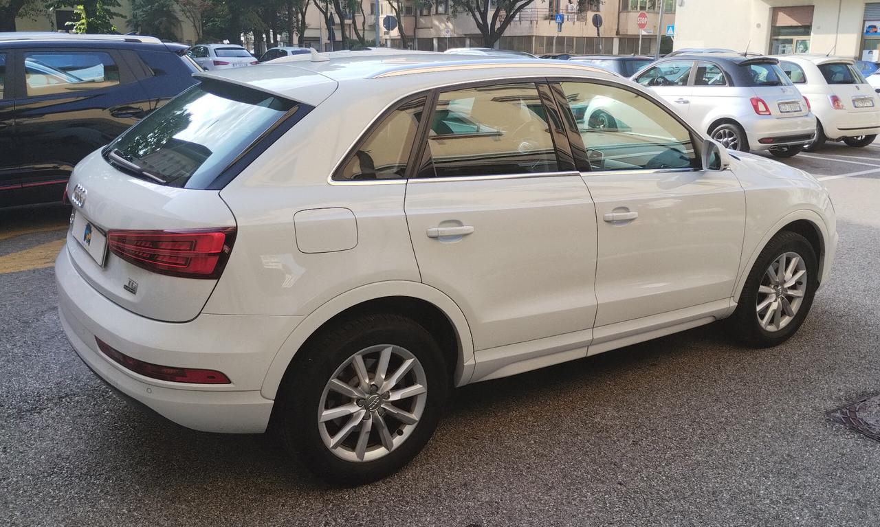 Audi Q3 2.0 TDI 150 CV quattro S tronic