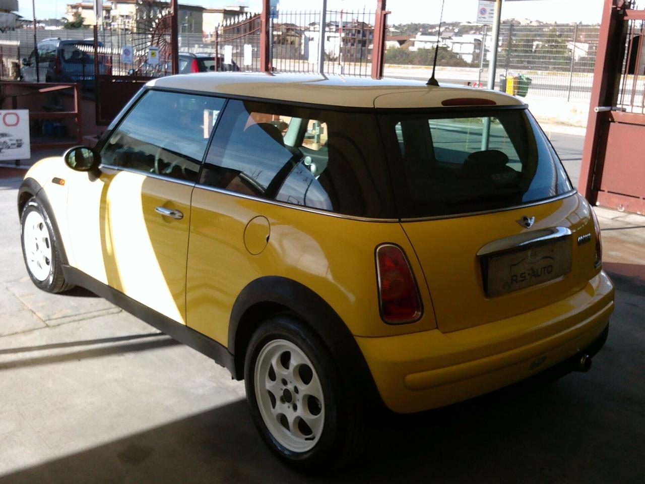 Mini cooper 1.6 ie solo km61000 full 02
