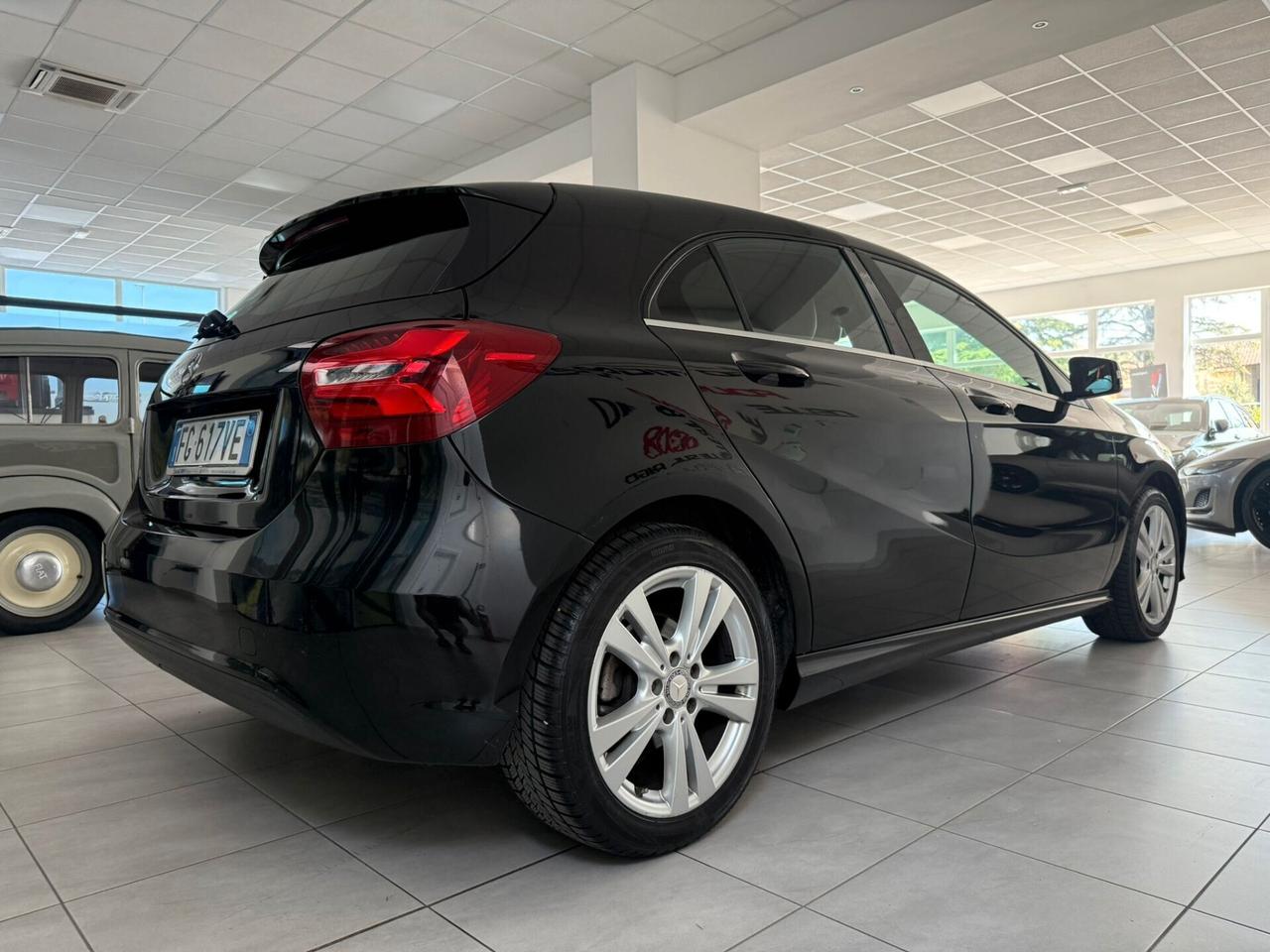 Mercedes-benz A 180 A 180 d Automatic Premium