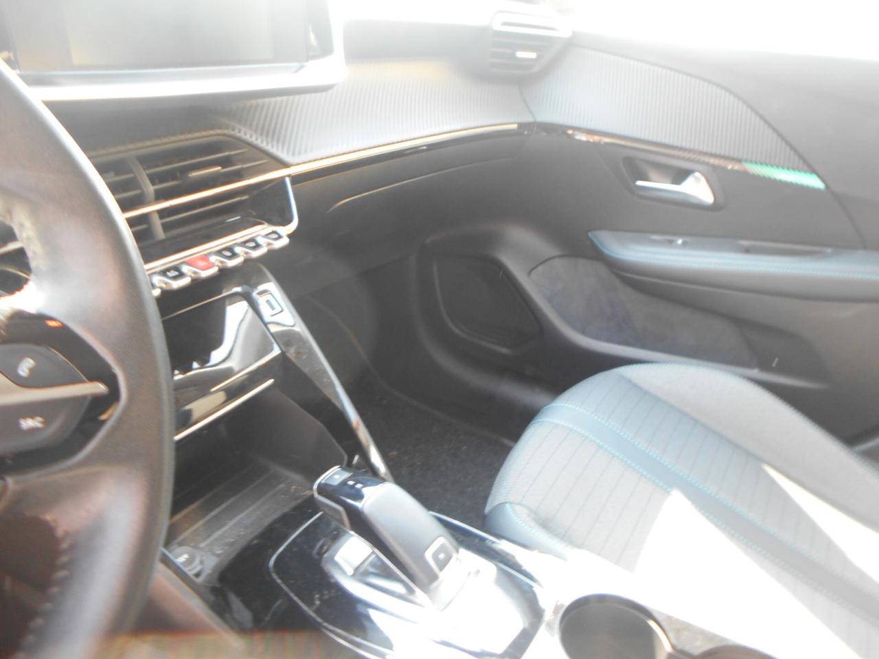 Peugeot 208 PureTech 100 Stop&Start EAT8 5 porte Allure Pack