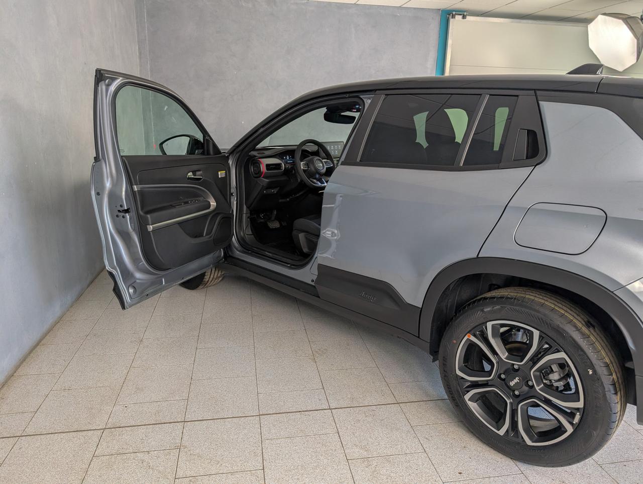 Jeep avenger 1.2 Turbo E-Hybrid 110cv eDCT6 Summit