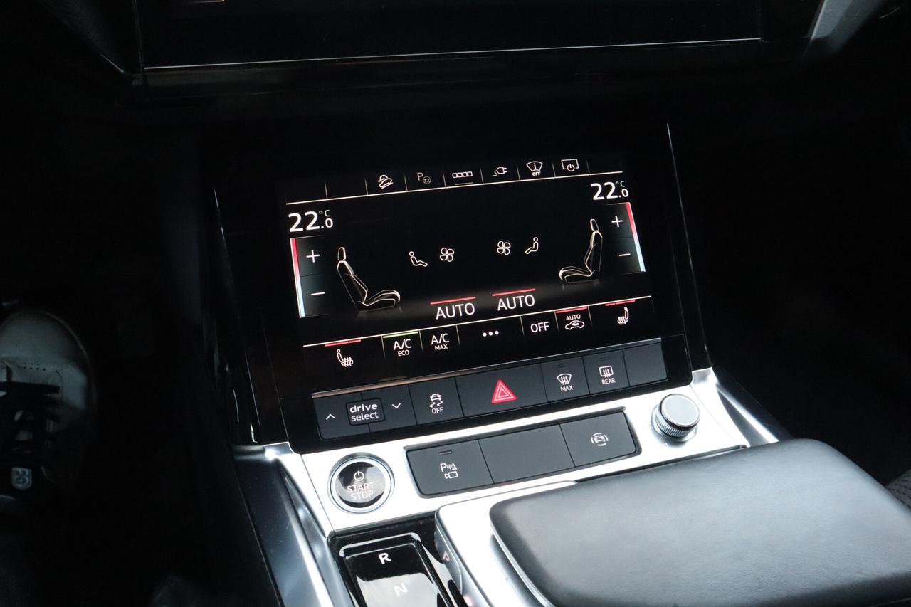 Audi e-tron E TRON 55 QUATTRO S-LINE MATRIX HEAD UP