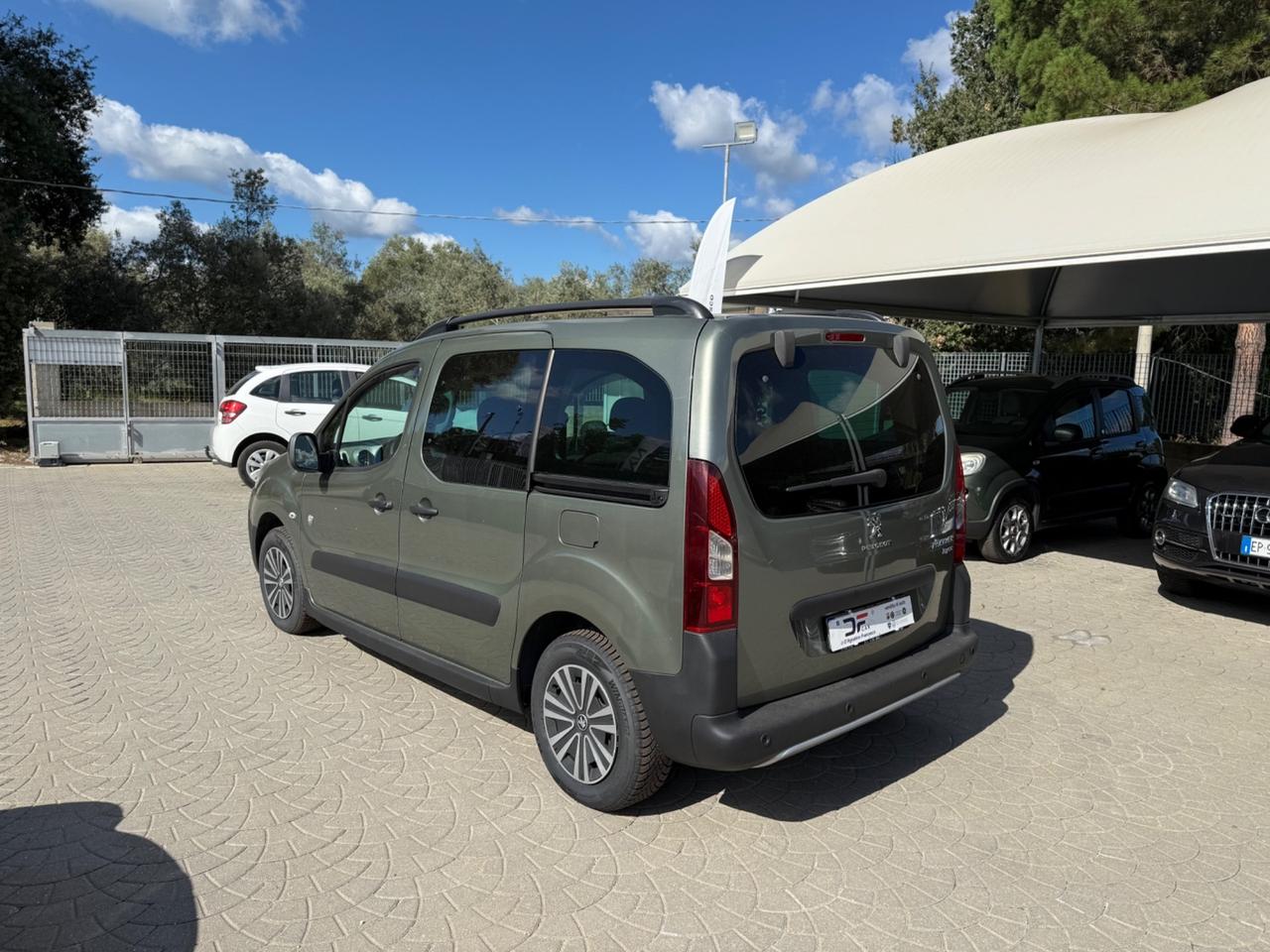 Peugeot Partner Tepee 1.6 HDi 92CV Outdoor