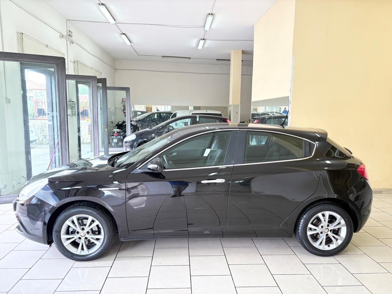 Alfa Romeo Giulietta 1.6 JTDm-2 105 CV Distinctive