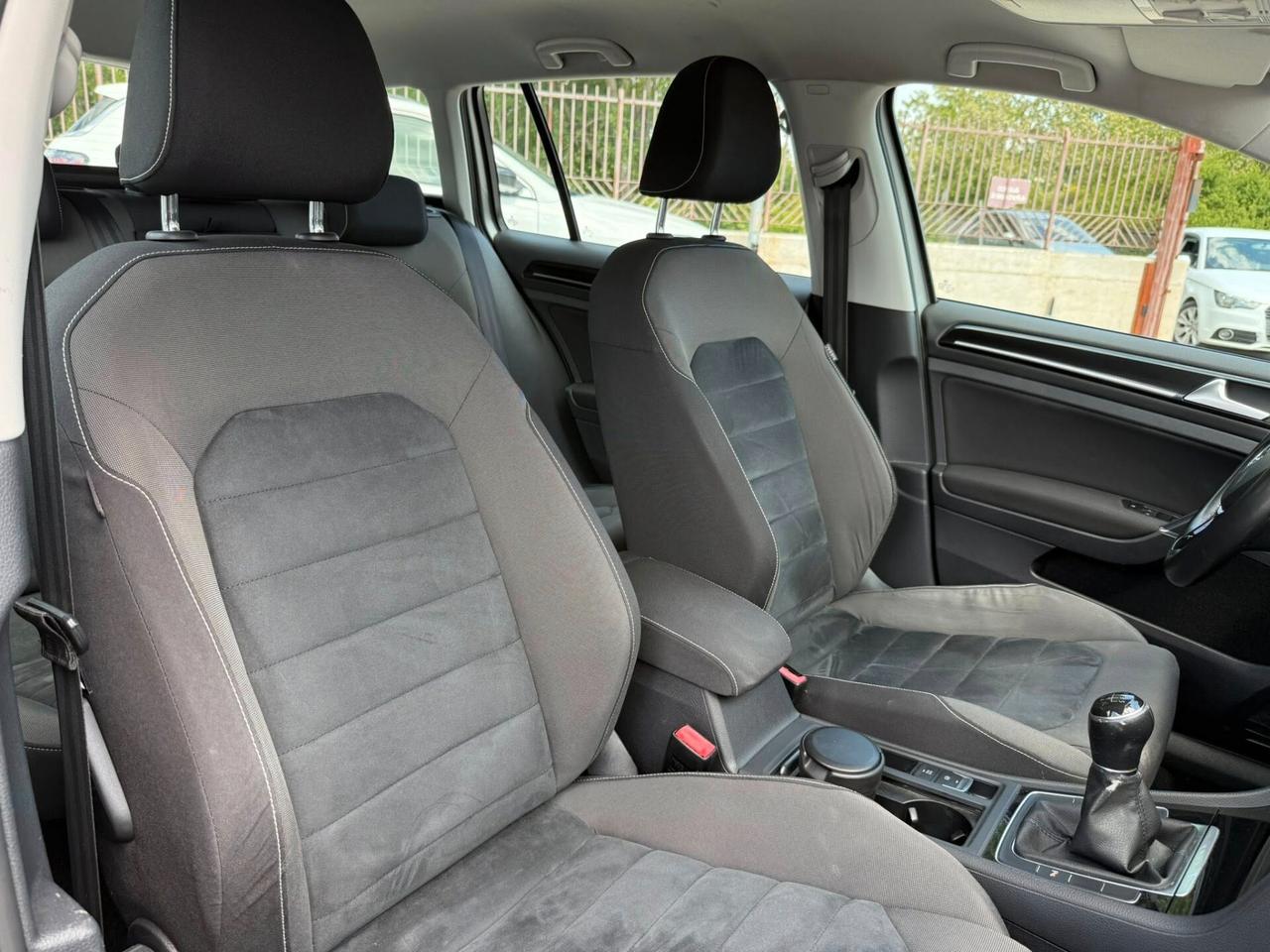 Volkswagen Golf Variant 1.6 TDI 105 CV Highline -UNICOP-