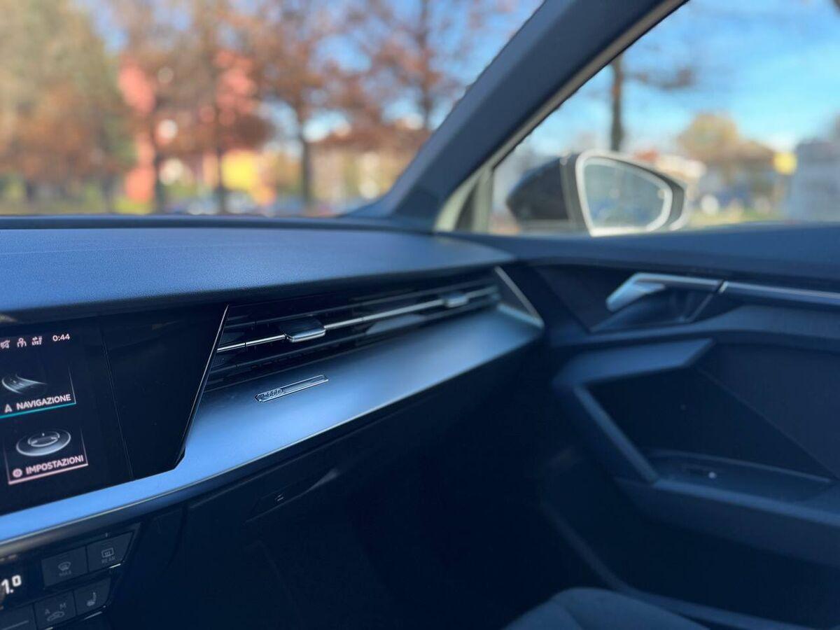 Audi A3 35 2.0 tdi Business s-tronic