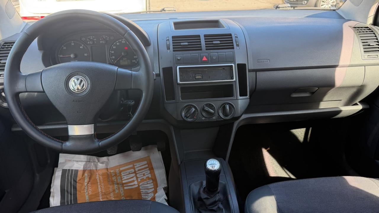 Volkswagen Polo 1.4/80CV TDI 3p. Sportline