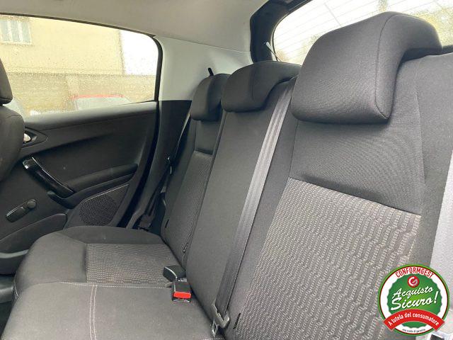 PEUGEOT 208 5 porte Like