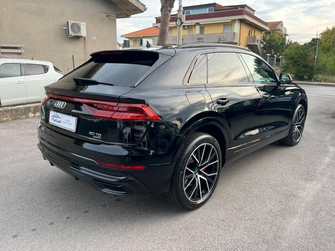 Audi Q8 50 3.0 tdi mhev quattro tiptronic