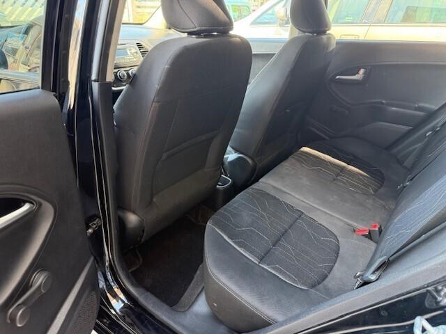 Kia Picanto 1.0 12V 5 porte Glam Sporty 03.2015 ok