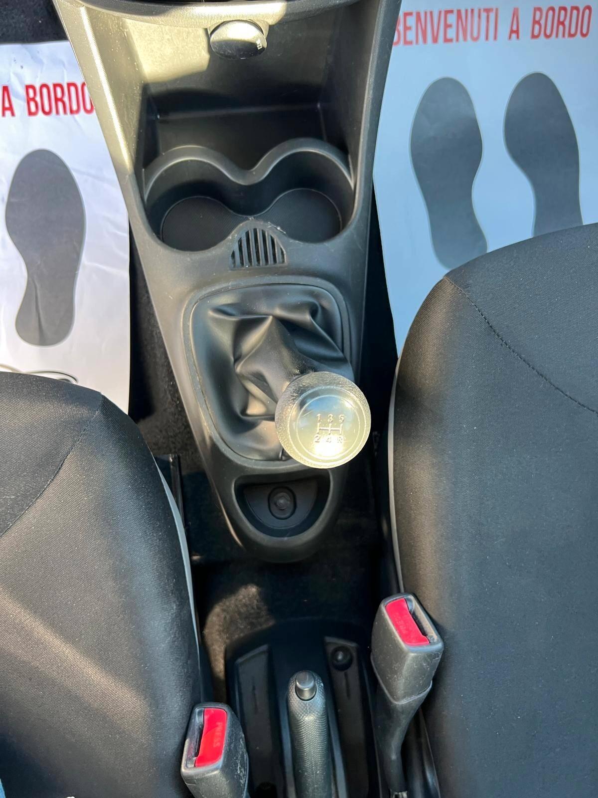 Toyota Aygo 1.0 12V VVT-i 5 porte Active Connect