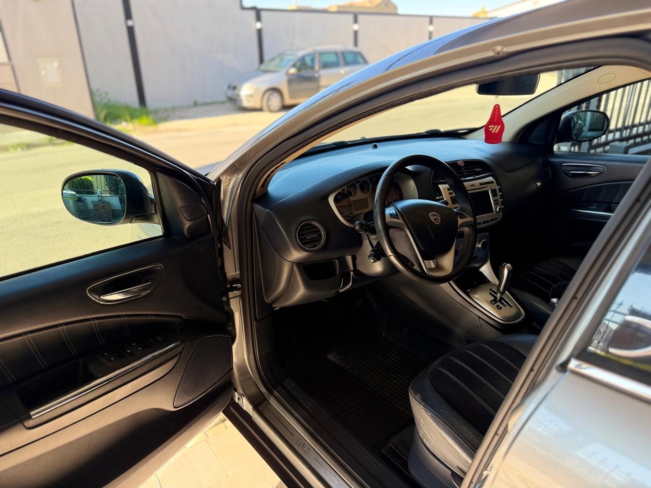 Lancia Delta 1.6 MJT DPF Selectronic Platino