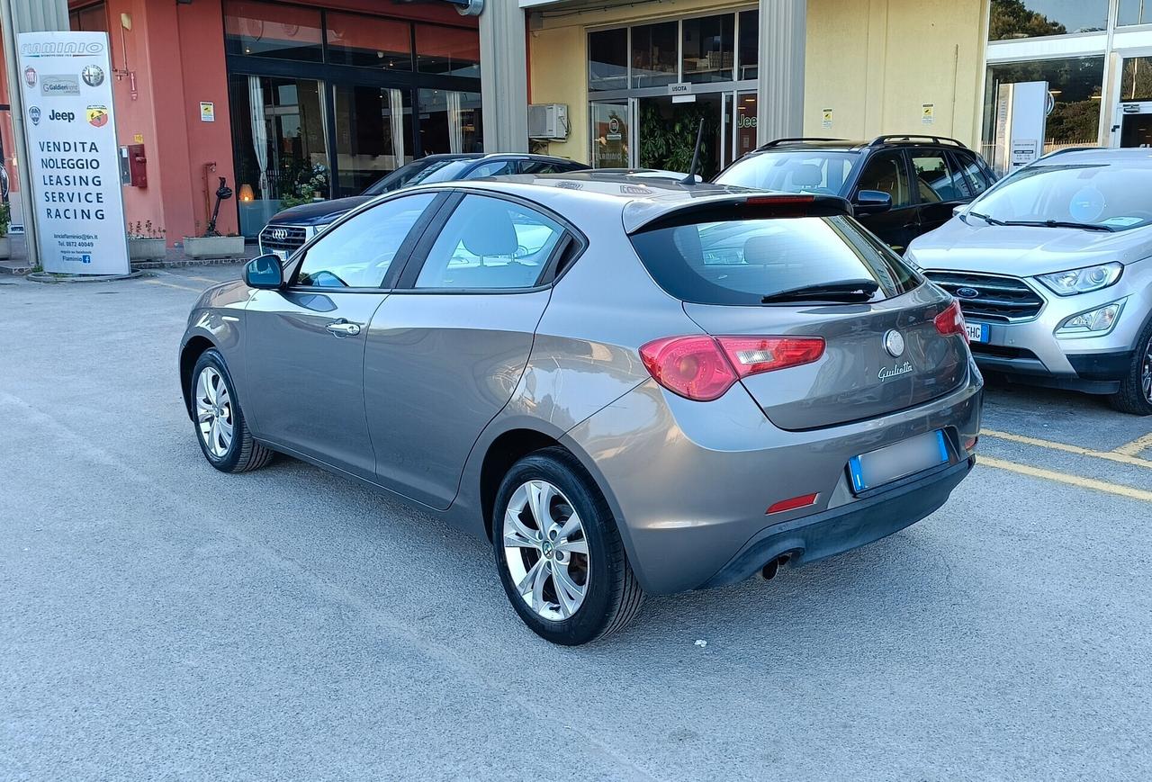 Alfa Romeo Giulietta 1.6 JTDm-2 105 CV Distinctive