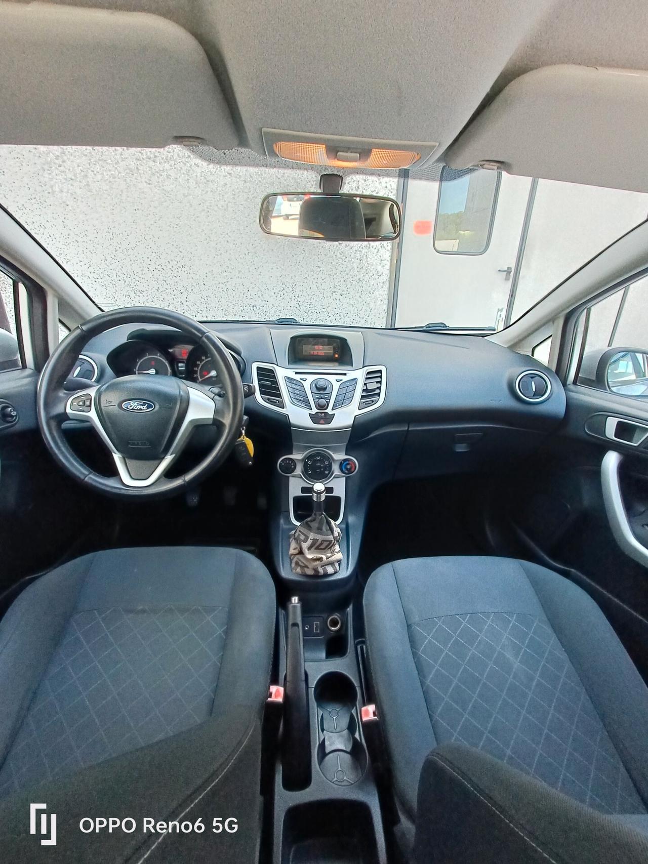 Ford Fiesta Ikon 1.2 8 CV 5 porte