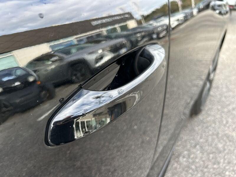 Peugeot 308 III 2021 1.2 hybrid GT 145cv e-dcs 6