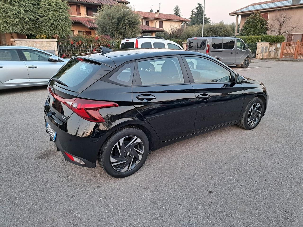 Hyundai i20 1.2 MPI MT Connectline