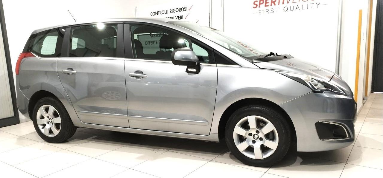Peugeot 5008 1.6 HDi 115CV Active 7 Posti
