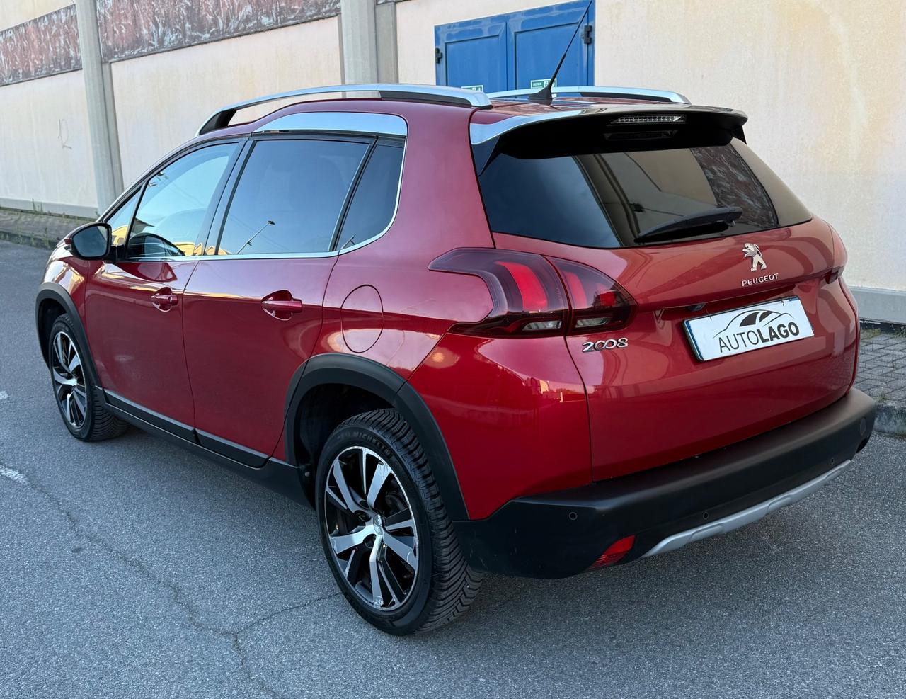 Peugeot 2008 BlueHDi 100 Allure