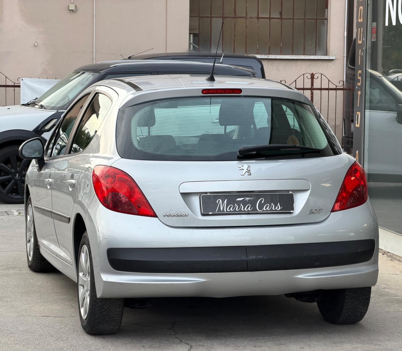 Peugeot 207 1.4 8V 88cv 5p.- Neopatentati- Garanzia